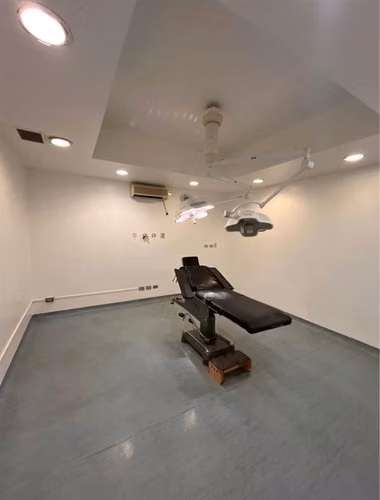OFICINA IDEAL CLINICA,1 PABELLON/ 5 BOX, HOTEL MARRIOTT.