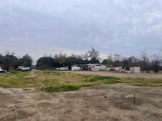 Terreno Amplio con Excelente Conectividad (168098)