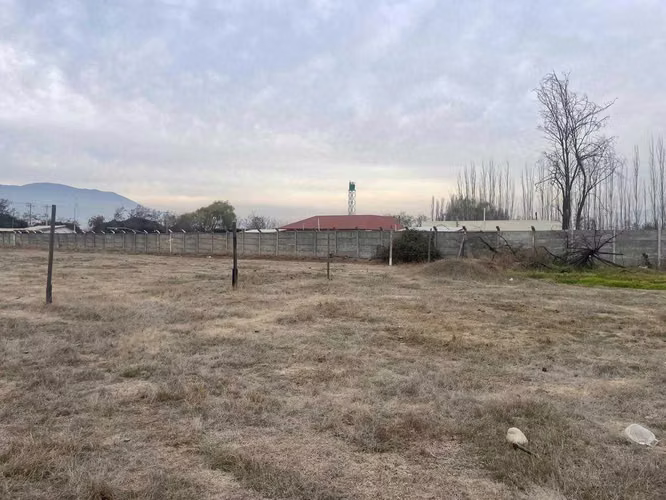 Terreno Amplio con Excelente Conectividad (168098)