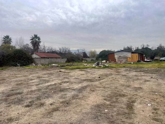 Terreno Amplio con Excelente Conectividad (168098)