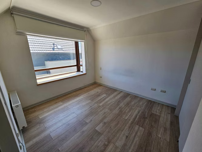 Casa en Arriendo en Condominio Valle de Lluta (167378)