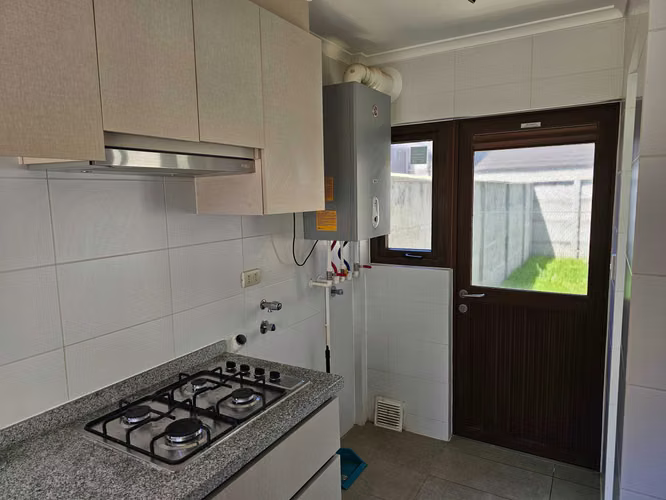 Casa en Arriendo en Condominio Valle de Lluta (167378)