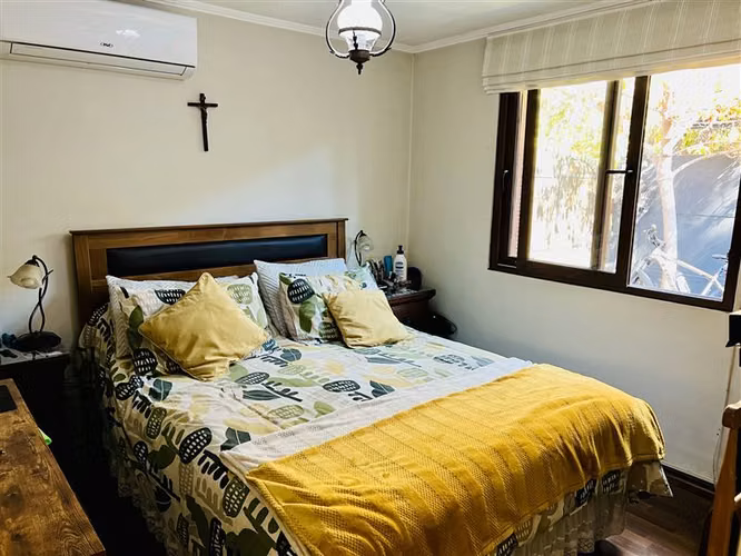Casa en venta de 3 dorm. en La Reina