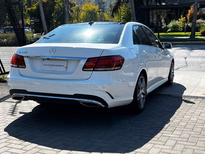 MERCEDES-BENZ E400 AVANTGARDE 3.0 2014