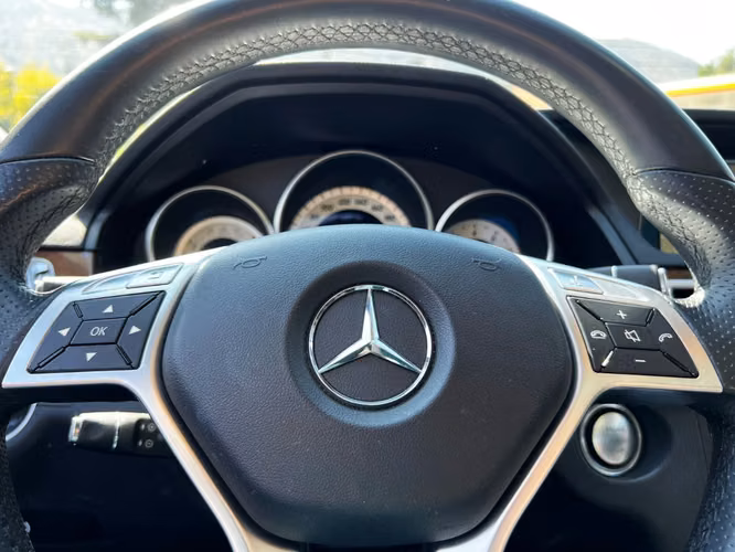 MERCEDES-BENZ E400 AVANTGARDE 3.0 2014