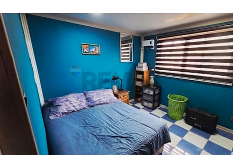 Vendo casa 5 dormitorios 2 baños y depto. indep.