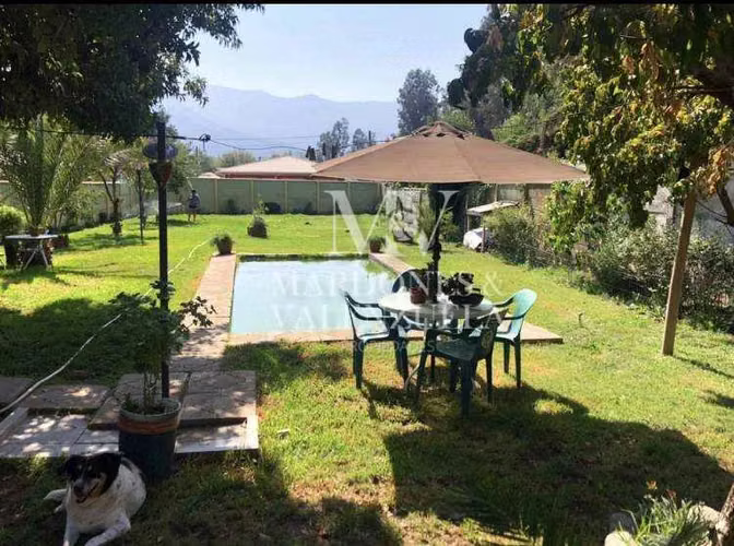 Se Vende Casa con piscina en Mostazal (168157)