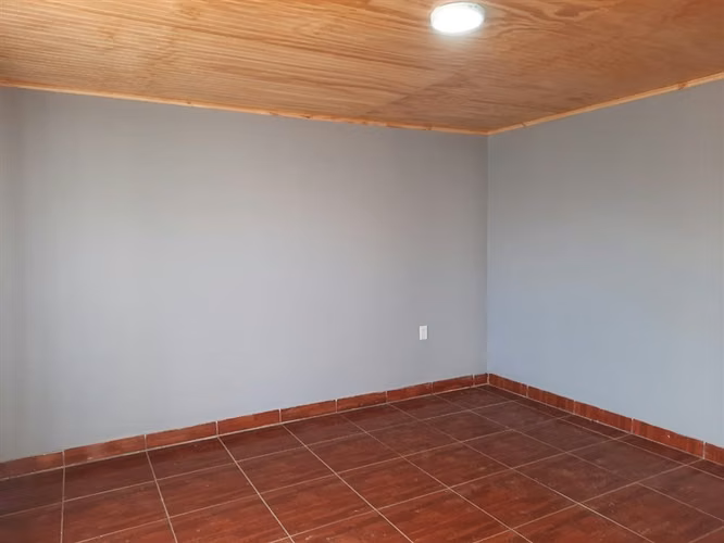 CASA DISPONIBLE PARA ARRIENDO O VENTA EN LINARES