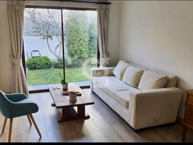 Casa 5D + 3B Mediterránea Metro Los Dominicos - Las Condes