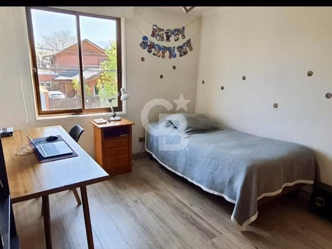 Casa 5D + 3B Mediterránea Metro Los Dominicos - Las Condes