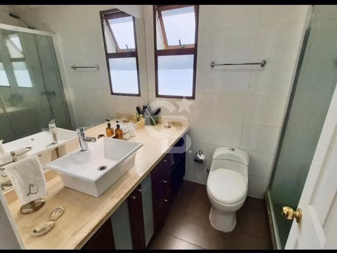 Casa 5D + 3B Mediterránea Metro Los Dominicos - Las Condes