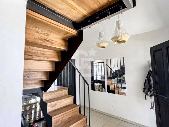 Casa Remodelada 4D+4B+2E Metro Hernando de Magallanes