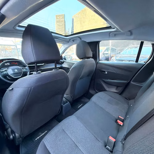 Peugeot 208 2024