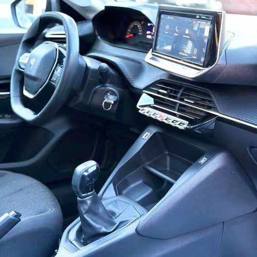 Peugeot 208 2024