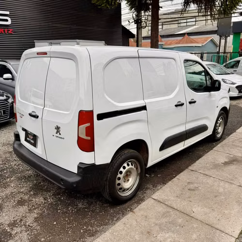 Peugeot Partner 2022 - Imagen 4