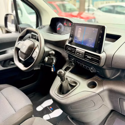 Peugeot Partner 2022 - Imagen 11