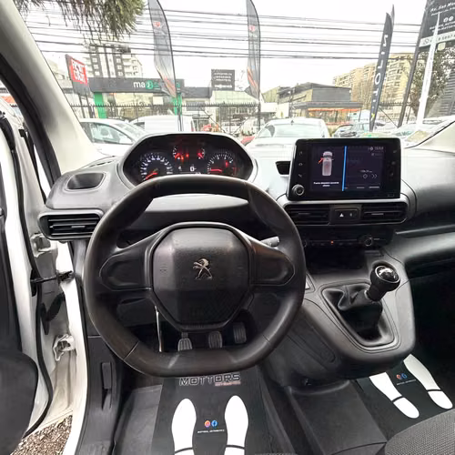 Peugeot Partner 2022 - Imagen 13