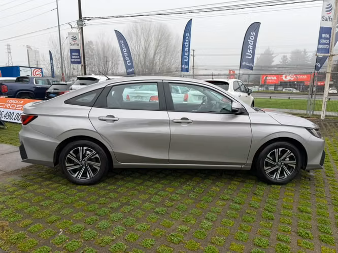 Toyota Yaris 1.5 E 4X2 SDN CVT AT 4P 2024