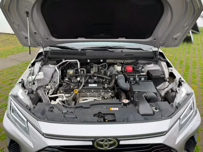 Toyota Yaris 1.5 E 4X2 SDN CVT AT 4P 2024