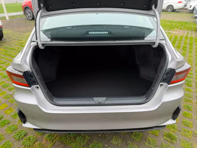 Toyota Yaris 1.5 E 4X2 SDN CVT AT 4P 2024