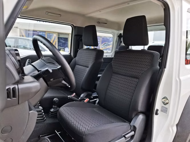SUZUKI JIMNY 2025
