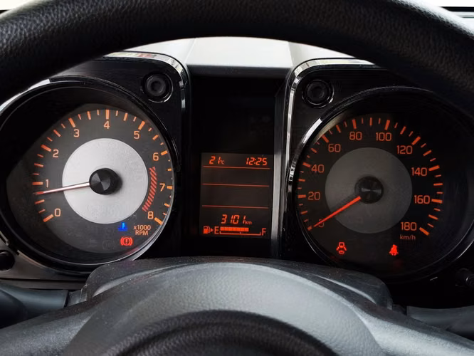 SUZUKI JIMNY 2025