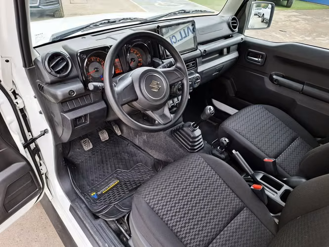 SUZUKI JIMNY 2025
