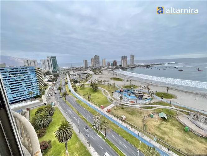 Departamento en venta de 4 dorm. en Iquique