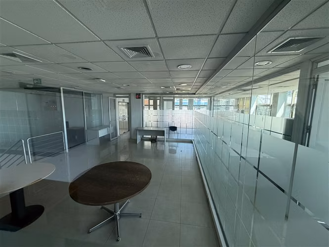 Local Comercial Edificio Cozut en arriendo en Puerto Montt