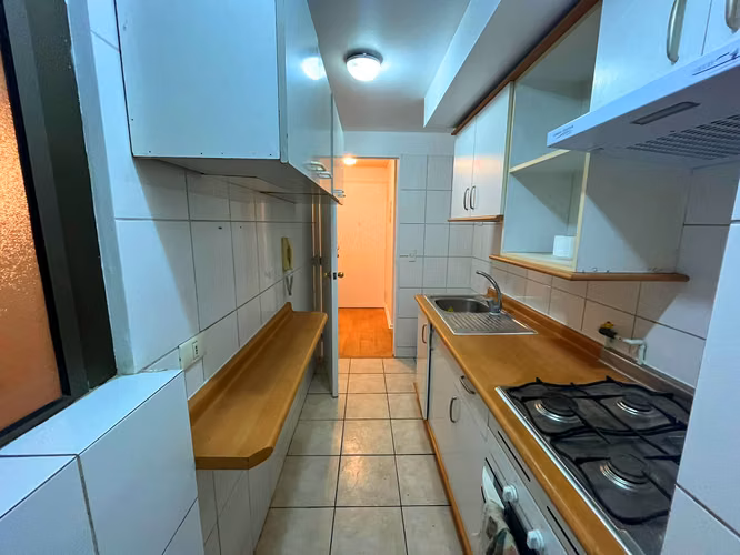 Cómodo departamento con excelente ubicación en Santiago.