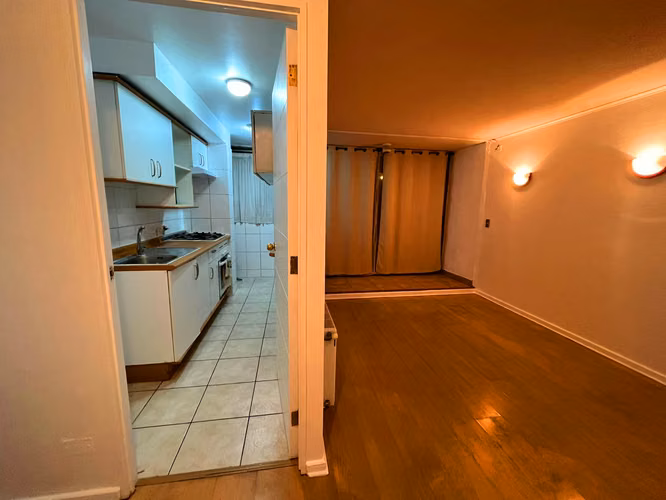 Cómodo departamento con excelente ubicación en Santiago.