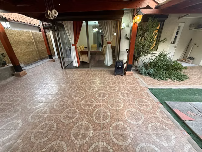 CASA VENTA AYRES DE CHICUREO EXCELENTE UBICACIÓN Y SEGURIDAD