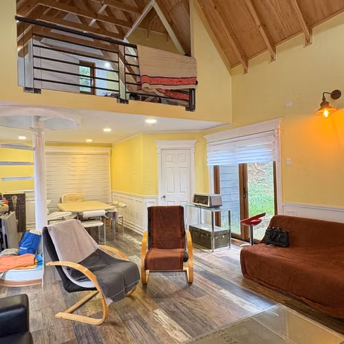 Se vende Terreno con hermosa cabaña en Maule.