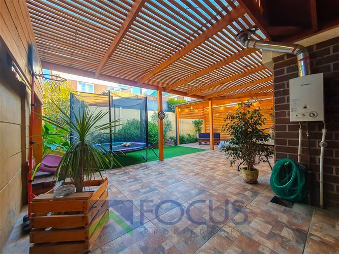 Casa en venta 3 Dormitorios en Maipú - Condominio cerrado