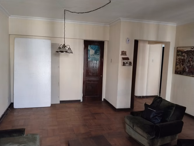 Departamento 75 metros  , dos dormitorios. Muy Buena ubicacion Bellavista con calle  Loreto.