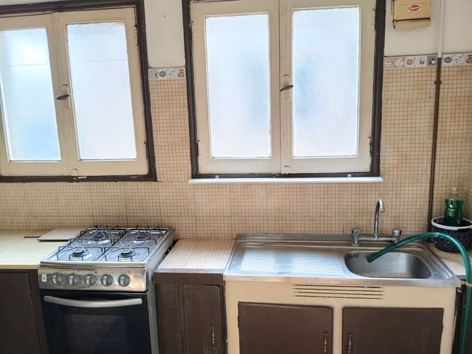 Departamento 75 metros  , dos dormitorios. Muy Buena ubicacion Bellavista con calle  Loreto.