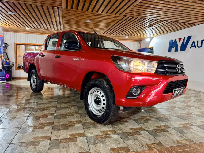 TOYOTA HILUX DX 4x4