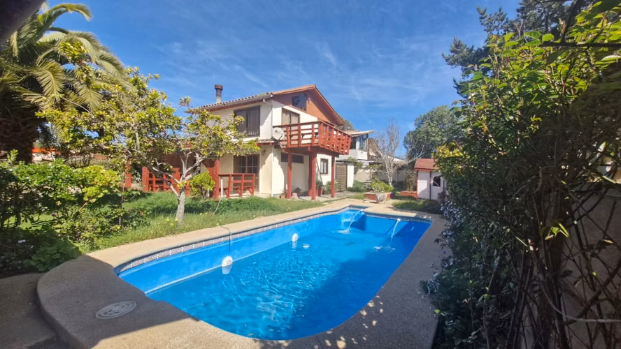 VENTA CASA A PASOS DE PLAYA PUNTA DE TRALCA EL QUISCO