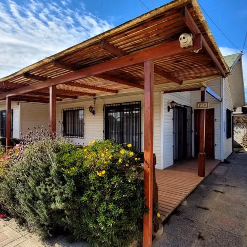 VENTA CASA EL CANELO | ALGARROBO AV JORGE MATTE