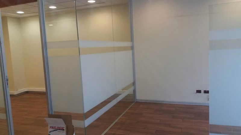 ARRIENDO OFICINA 256 MT2 VALPARAISO