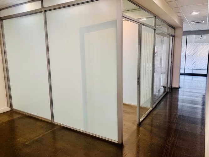 ARRIENDO OFICINA VALPARAISO 126 MT2