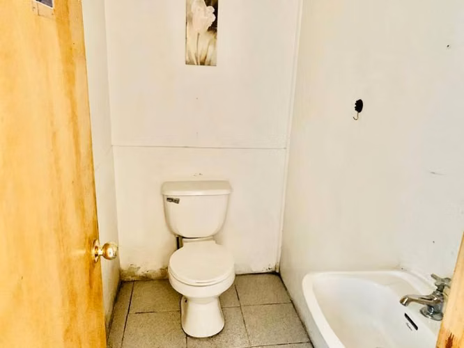 ARRIENDO BODEGA 760 MT2 EL SALTO