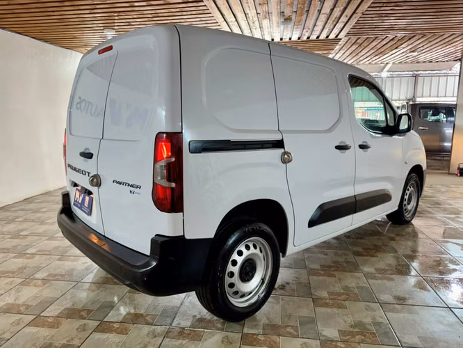 PEUGEOT PARTNER L1 2025