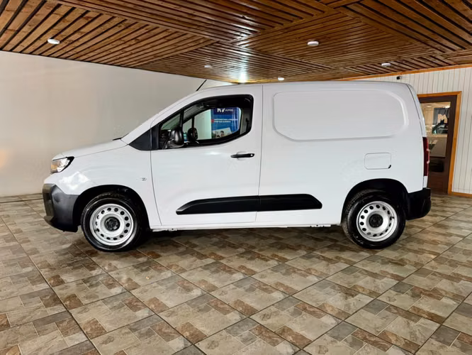 PEUGEOT PARTNER L1 2025