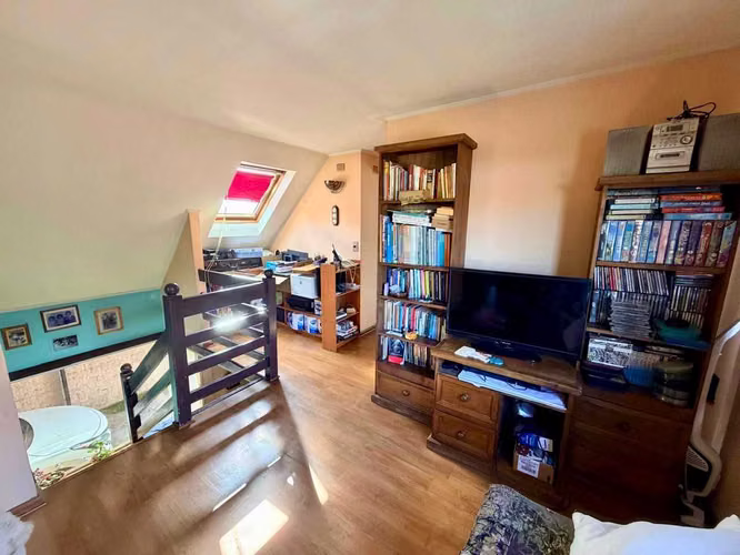 CASA 3D + 2B/ BARRIO BELLAVISTA (168293)