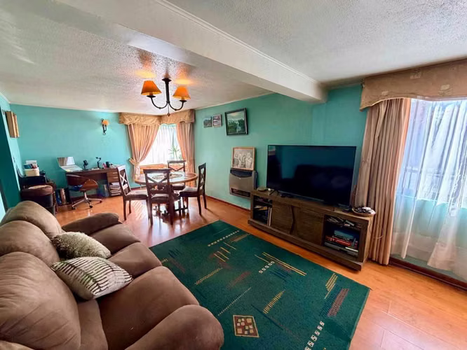 CASA 3D + 2B/ BARRIO BELLAVISTA (168293)
