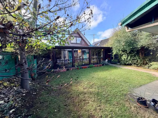 CASA 3D + 2B/ BARRIO BELLAVISTA (168293)