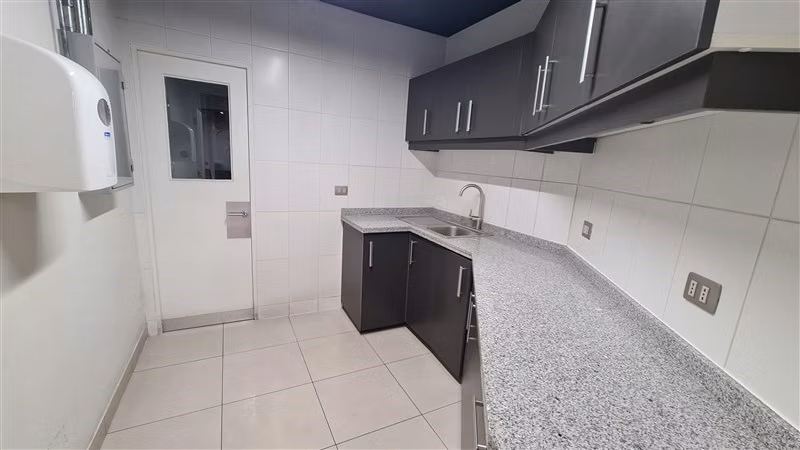 Oficina Arriendo Las Condes 165 m2 Amoblada Elegante Isidora