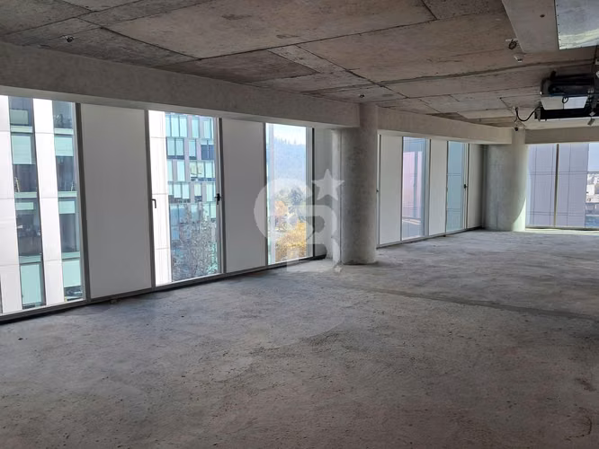 Gran Oficina de 775 m² - Providencia - a pasos del Metro