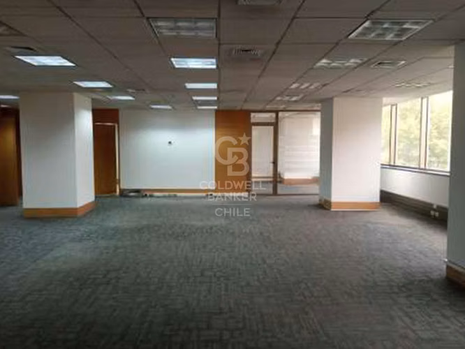 Excelente Planta para oficinas en el Piso 4